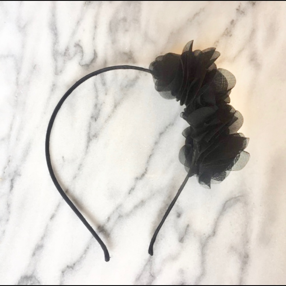 Flower appliqué headband